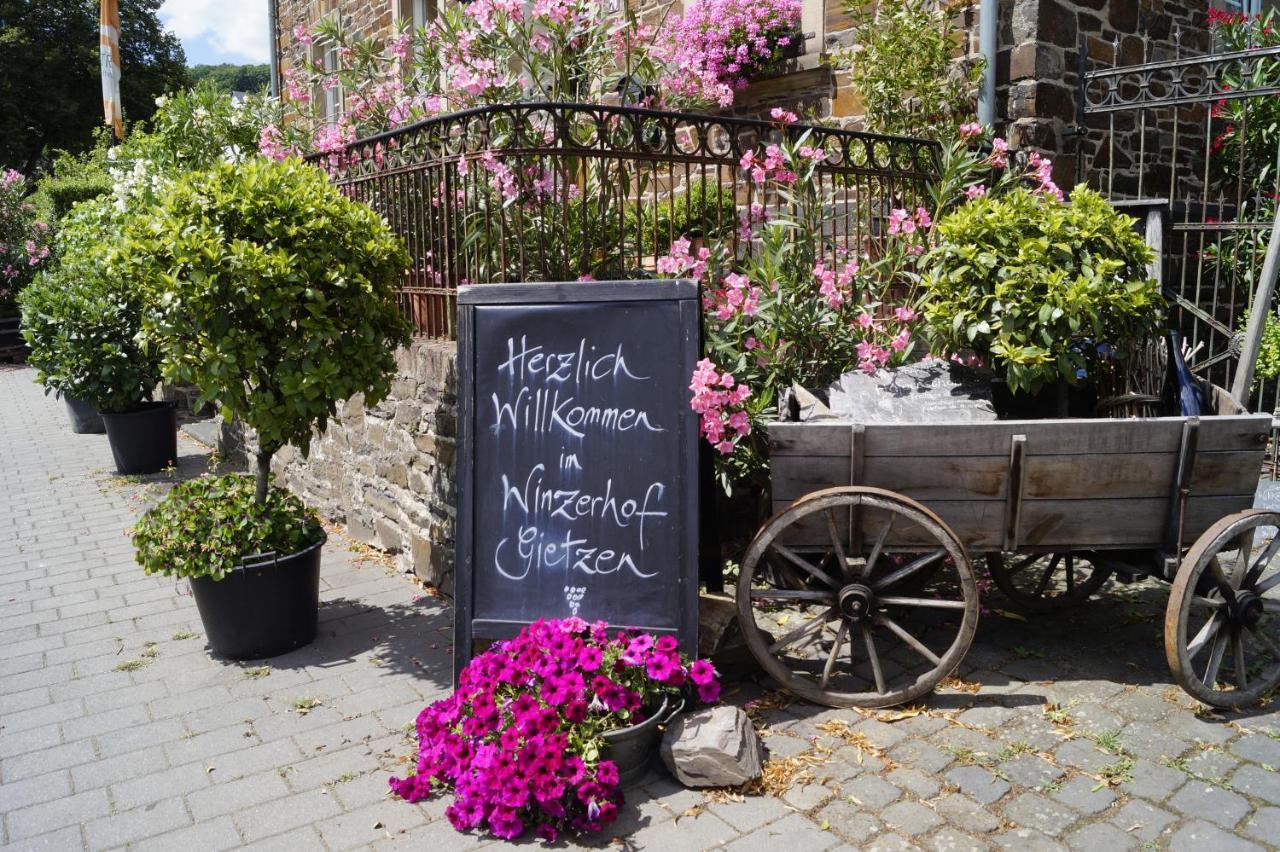 Winzerhof Gietzen Hotel Hatzenport Exterior photo